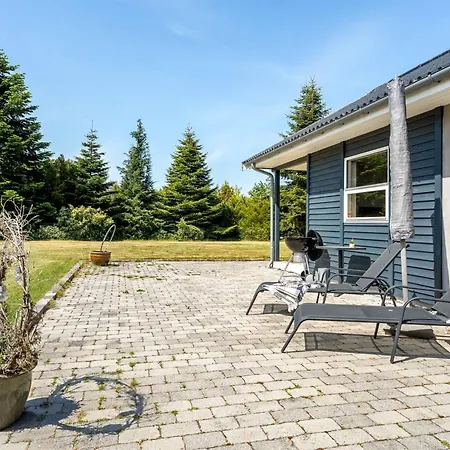 Dom wakacyjny Agneta - 1km From The Sea By Interhome Bøtø By