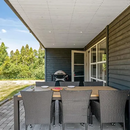 Agneta - 1km From The Sea By Interhome * Bøtø By