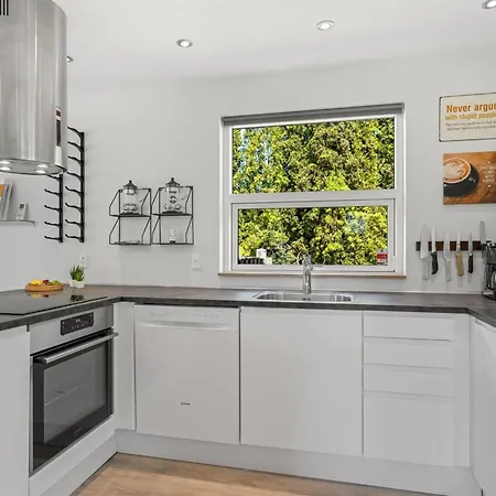 Agneta - 1km From The Sea By Interhome *