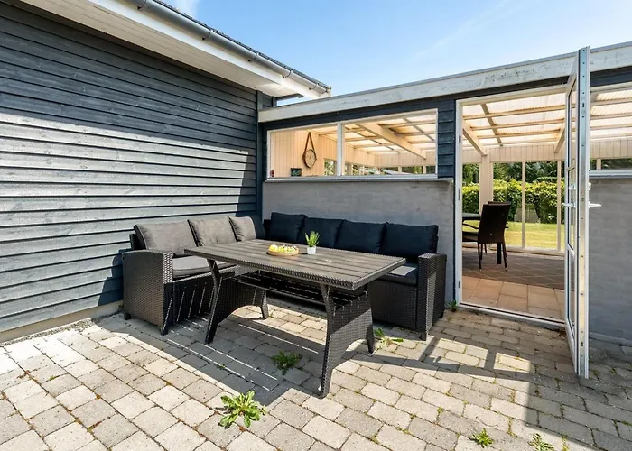 Agneta - 1km From The Sea By Interhome * Boto By